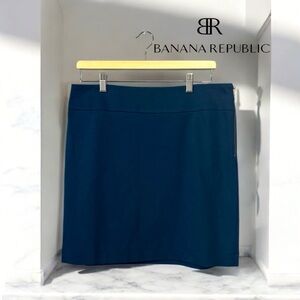 Banana Republic, Women's Navy Skirt, Size 10
